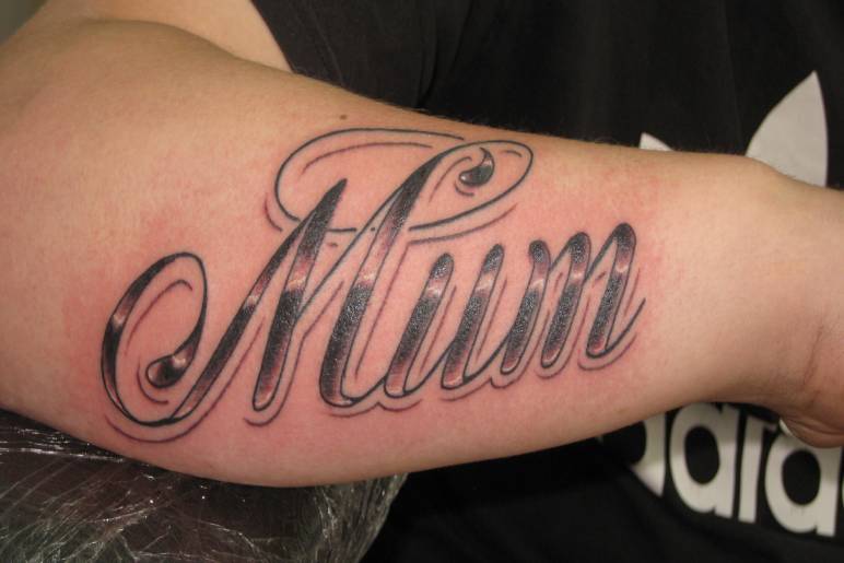 Popular "Mum" Tattoo Designs