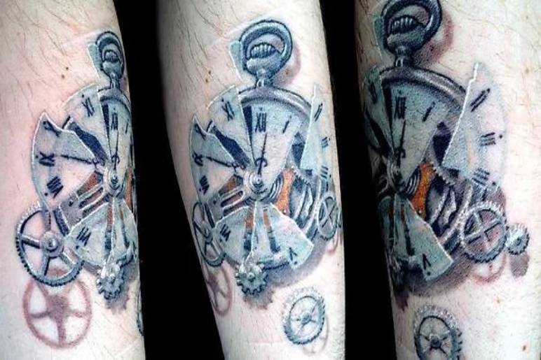 Why Choose a Pocket Watch Tattoo?