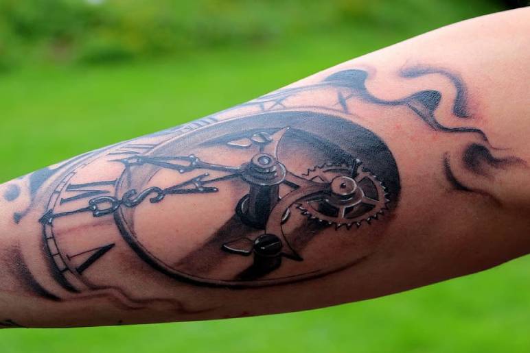 Popular Pocket Watch Tattoo Designs